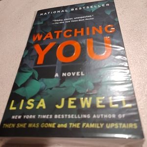 Watching You: A NovelPAPERBACK2019by Lisa JewellIn Lisa Jewell’s latest